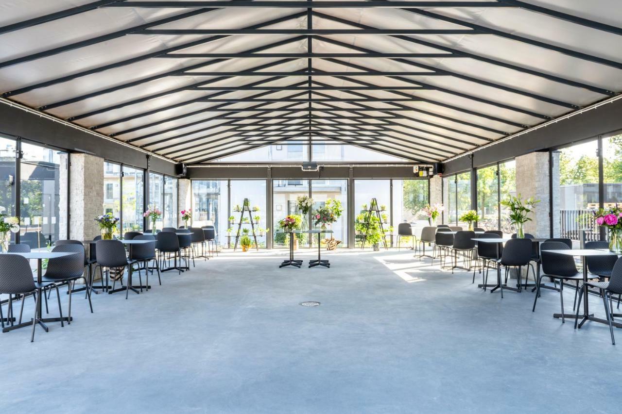 First Hotel Kokoloko VBY Exterior photo